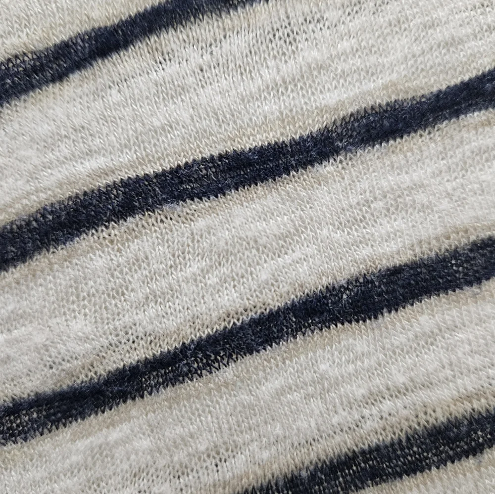 Preloved Buckle Daytrip Bubble Sleeve Pullover Top - Picture 4 of 7